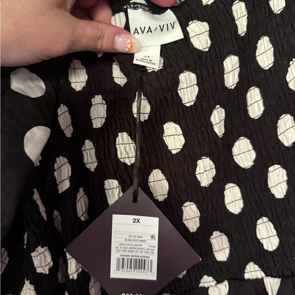 Ava & Viv Black and White Polka Dot Blouse - Picture 2 of 3